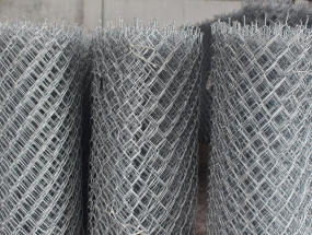 LƯỚI B40 1M8
